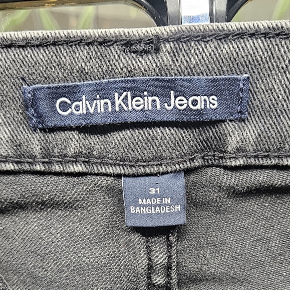 Ladies High Rise Jeans - Picture 5 of 6